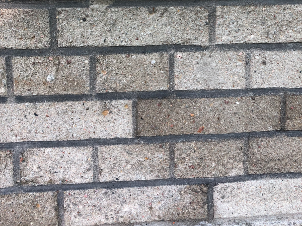 Czyszczenie elewacji klinkierowej - efekt hydropiaskowania